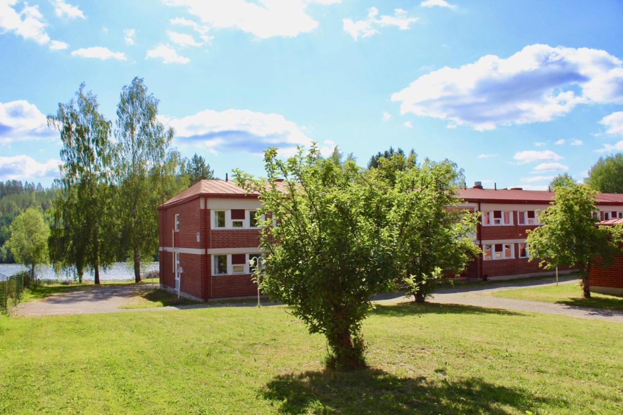Vanha Koulu Suolahti Exterior photo