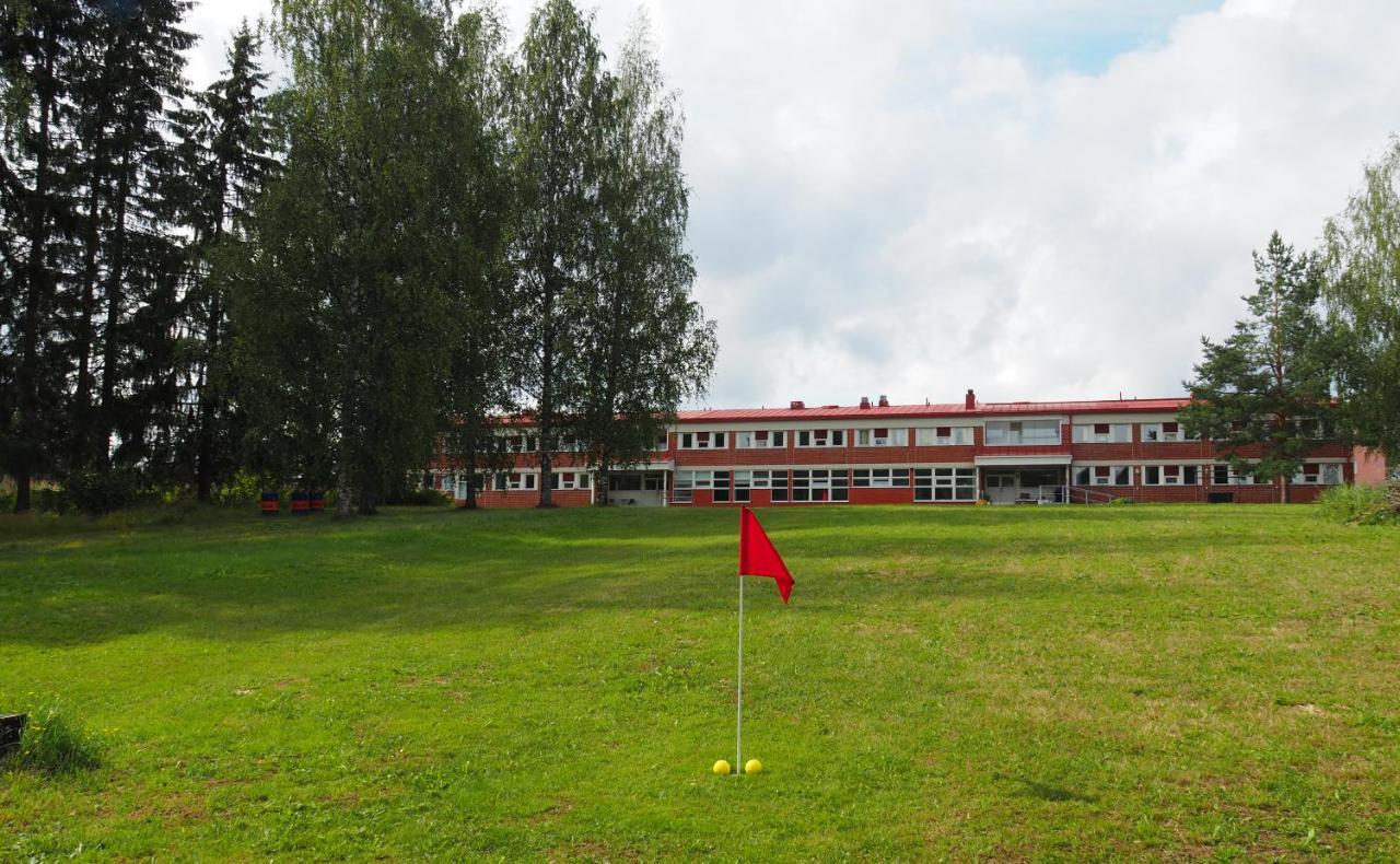 Vanha Koulu Suolahti Exterior photo